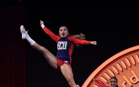 El cheerleading es considerado un deporte en el país