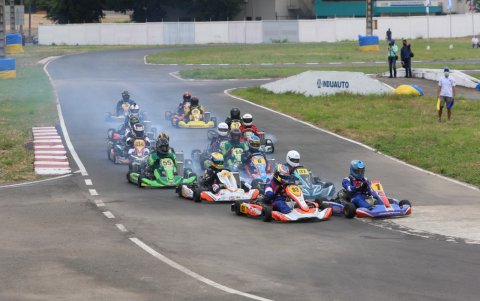 El Campeonato Provincial de Karting arrojó varios pilotos para la cita internacional en Colombia.
