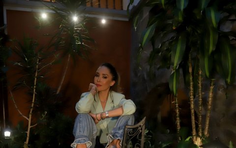 Aunque no se considera actriz, posee cualidades histriónicas. Afirma que solo aceptaría una propuesta si se tratara de cine.