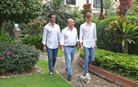 Guido Andrés, Joaquín y Diego Chiriboga son abiertos ante los consejos de su padre les pueda dar  día a día.
