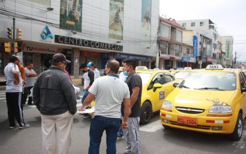 Los conductores manifiestan que la medida los está perjudicando.