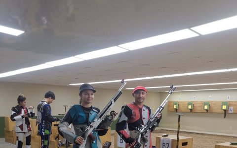 Ana Cruz y Milton Camacho ganaron ayer bronce en la jornada matutina en rifle.