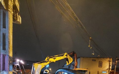 La labor de rehabilitación del alcantarillado se realiza en día y en la noche, el fin es cumplir con los planes trazados.