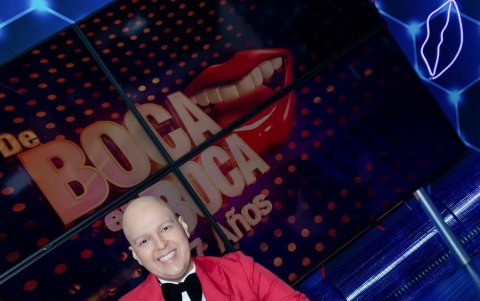 Uno de los trajes que le confeccionó Roberto Rivadeneira.