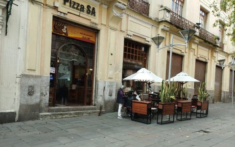 Soledad. En el Centro Histórico de Quito se nota la falta de clientes, por el temor que generaron las marchas por el paro.
