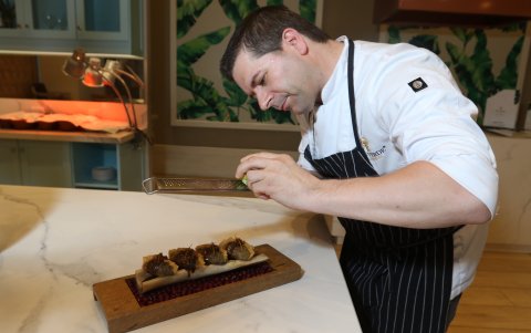 David es el Chef Ejecutivo del Hotel Oro Verde