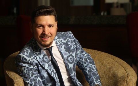 Jaime Arellano se muestra siempre a la vanguardia en la moda masculina.