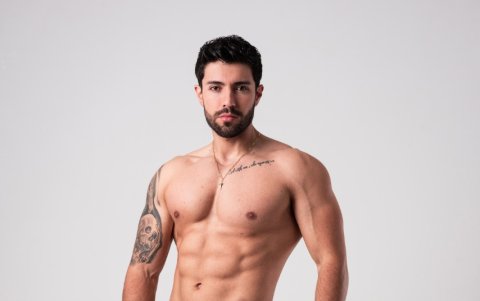 Alberto desea llegar a la final para vender la imagen del Ecuador al mundo.