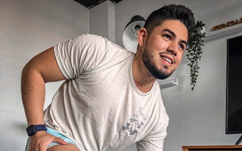 A Alan le gustaría entrenar a Úrsula Strenge, la presentadora de De casa en casa.