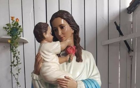 Santa María Madre es una advocación propia de la Arquidiócesis de Guayaquil.