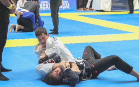 Más de 450 atletas, entre adultos y niños, compitieron en The Jiu Jitsu League 03.