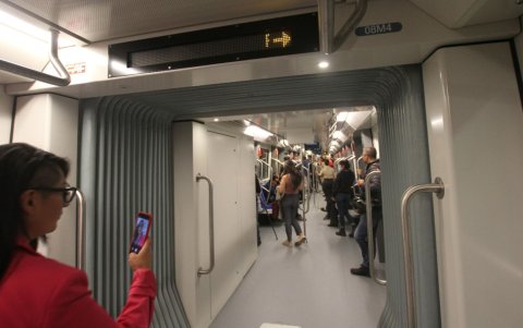 Vagones. Cada uno de los 16 trenes tendrá seis vagones. Viajarán cerca de 1.500 personas.