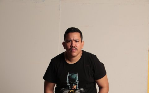 Guayaquileño, tiene 37 años.