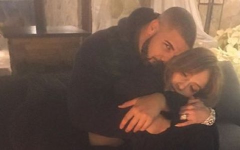 Jennifer Lopez y Drake.