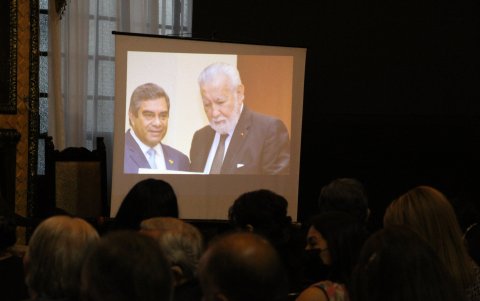 Las fotos del doctor Francisco Huerta fueron publicadas durante el acto.