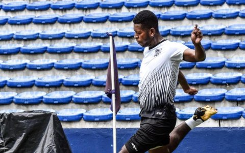 Gabriel Cortez sí estará con 9 de Octubre en el duelo ante Barcelona.