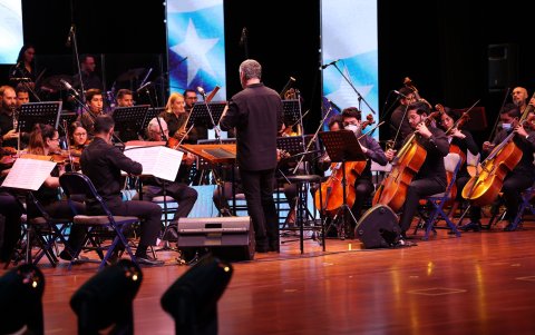 La Orquesta Filarmónica de Guayaquil deleitó a los asistentes.
