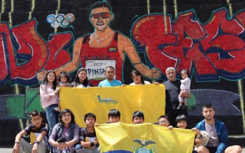 Los medios morlacos siguieron la competencia acompañando a familiares y amigos de Daniel, quienes se reunieron para alentarlo el domingo.