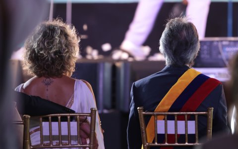 Fotografía que recoge otra perspectiva de la sesión solemne por la fundación de Guayaquil.