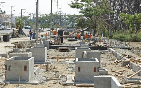 Escenario. En Mucho Lote 2 ahora se construye un parque lineal.