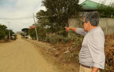 La comunidad. Critica la falta de palabra y respeto por parte de Mite, quien no ha intervenido el vecindario en toda su gestión.