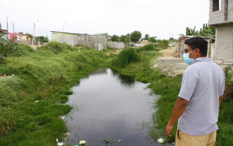 Los malos olores y el agua estancada es uno de los problemas más comunes en todas las comunidades.