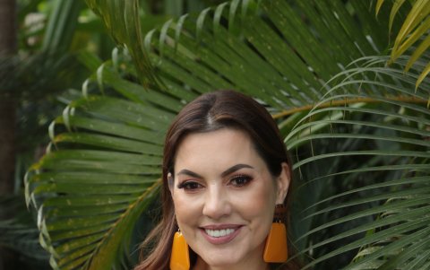 La exreina de belleza posa para revista Semana.