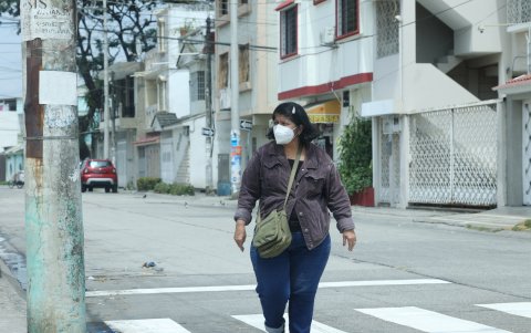 Caminar por las calles desoladas origina temor a los residentes.