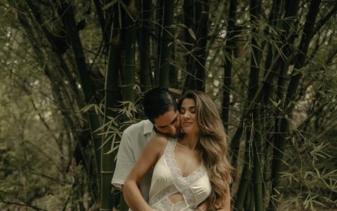 Con su esposo, Nelson.