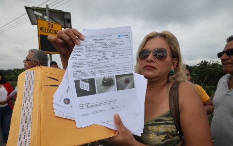 2. Evidencias. Los perjudicados tienen varios documentos con los que dicen probarán su inocencia. En algunos casos, reclaman que usan la misma foto para varias citaciones.