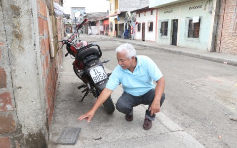Medidor. En varios sectores, como la cooperativa 18 de Abril, tienen conexiones con cajetines, pero no los medidores de agua.