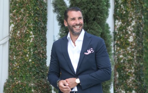 El empresario ha destacado en el mundo inmobiliario, Casa del Sol, en Ayangue, es una de sus proyectos más sobresalientes, al igual que el Hospital Santiago en Samborondón.