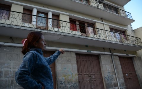 Centro. La explosión por manipulación de cápsulas detonantes además dejó daños materiales