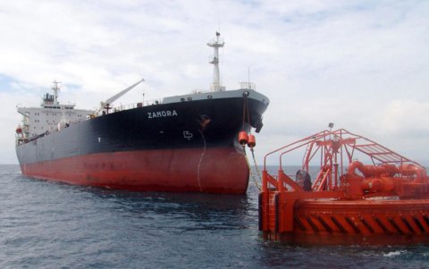 En el informe de la mesa de Régimen Económico, se defendía la gestión de Flopec con Amazonas Tanker.