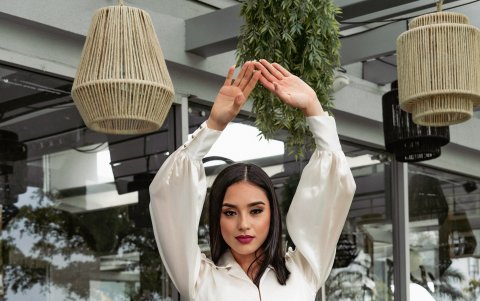 Prefiere el sentimentalismo en la música.