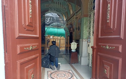 Devoción. Los fieles católicos acuden a agradecer siempre a la patrona de Latacunga por los favores recibidos.