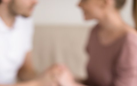 Sí es posible recuperar la confianza por medio de terapia de pareja.