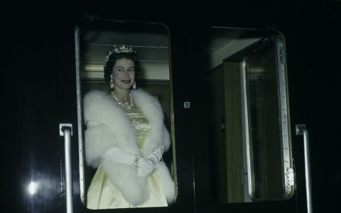 La reina Isabell II tenía un gran sentido del humor, cuentan sus allegados.