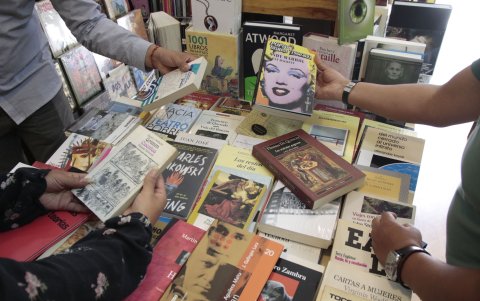 Variedad. Diversos títulos y temáticas para todos los gustos se puede encontrar en las librerías