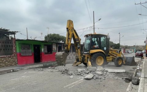 Dentro de las intervenciones también se ha procedido a la destrucción de rompelocidades.