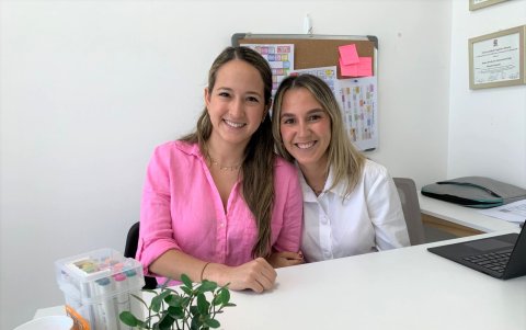 Adriana Smith y Beatriz Domenech imparten clases de Inglés, Alemán, Matemáticas y más.