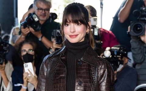 Foto Anne Hathaway en la Semana de la moda en Nueva York.