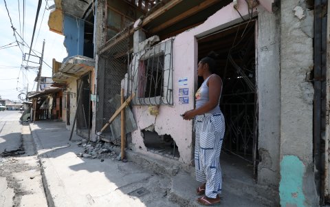 Nayeli Barrios Montaño, es responsable también de su hermano menor e hija de 3 años, luego de que su mamá sea una de las cinco personas fallecidas.