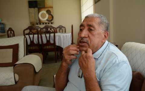 3. Patología. Su rostro ha crecido en ciertas partes y se le dificulta hablar.