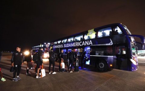 Los jugadores de Independiente arribaron a Argentina cerca de la medianoche y prefirieron no dar declaraciones.