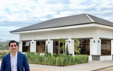 Se siente orgulloso de ser el nieto de Pablo Baquerizo Nazur, aunque la política no le llama la atención.