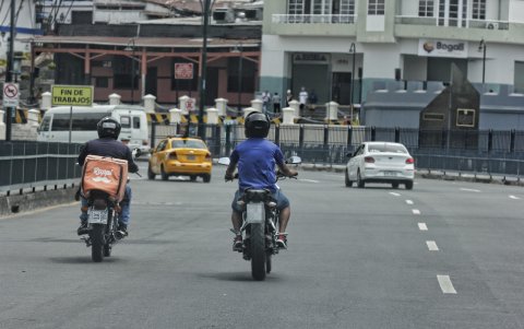 Cascos homologados de motorizados en Guayaquil Agencia (Ag-extra)