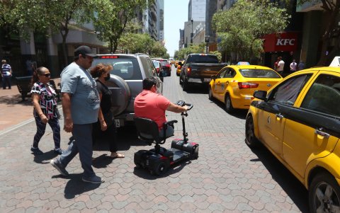 La ciudadanía pide facilidades para utilizar transporte multimodal en el centro de la ciudad.