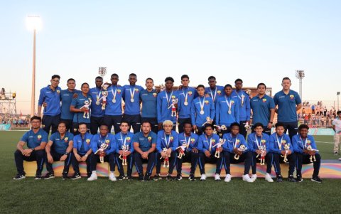 Los jugadores de la selección con la medalla de plata de los Juegos Suramericanos