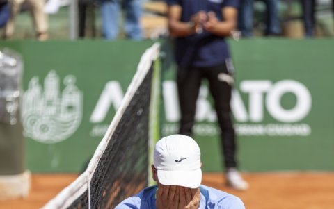 El rosarino de 32 años no aguantó la emoción y tras el punto final se echó a llorar.